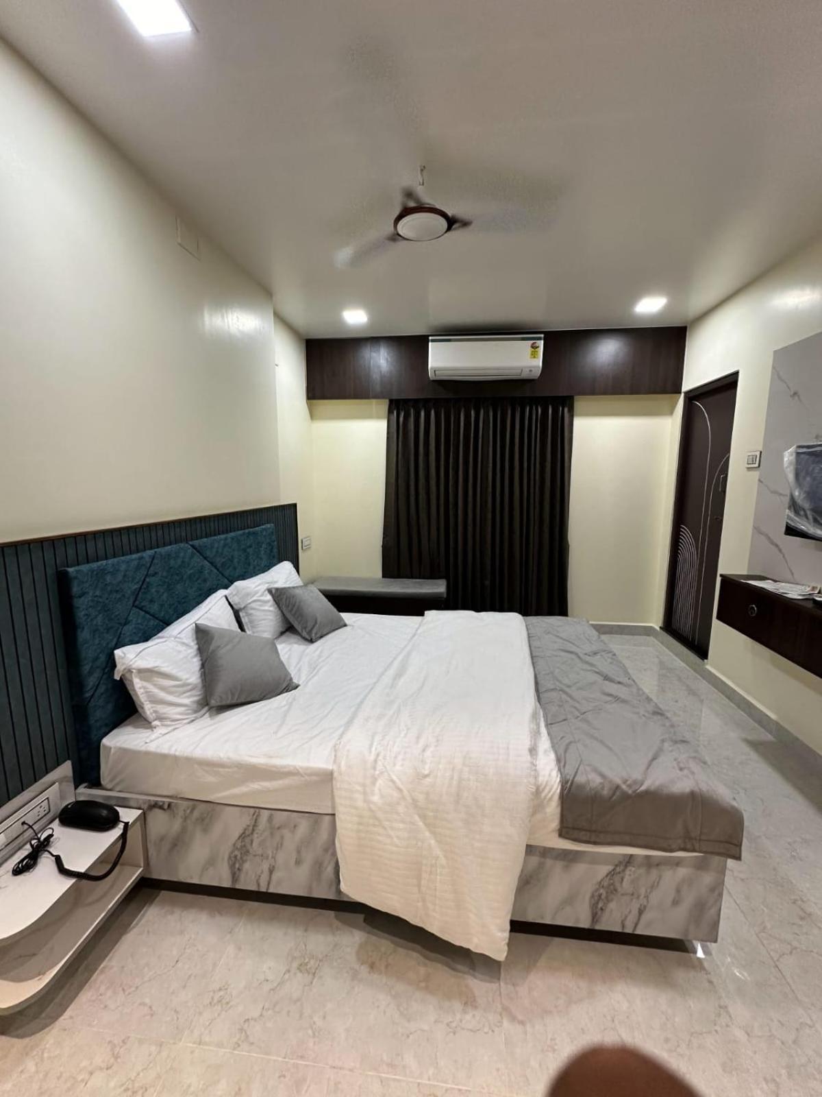 Jai Raja'S Tower Hotel Karaikudi Eksteriør billede